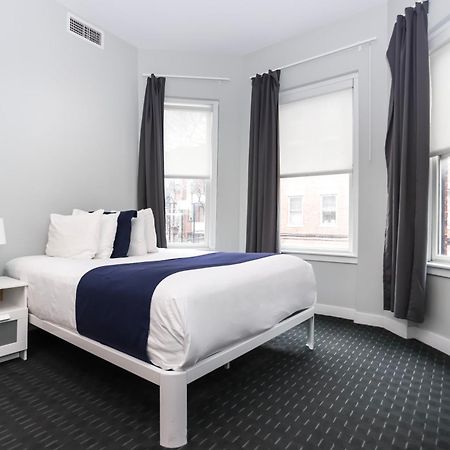 Stylish Newbury Street Studio, #2 Бостън Екстериор снимка