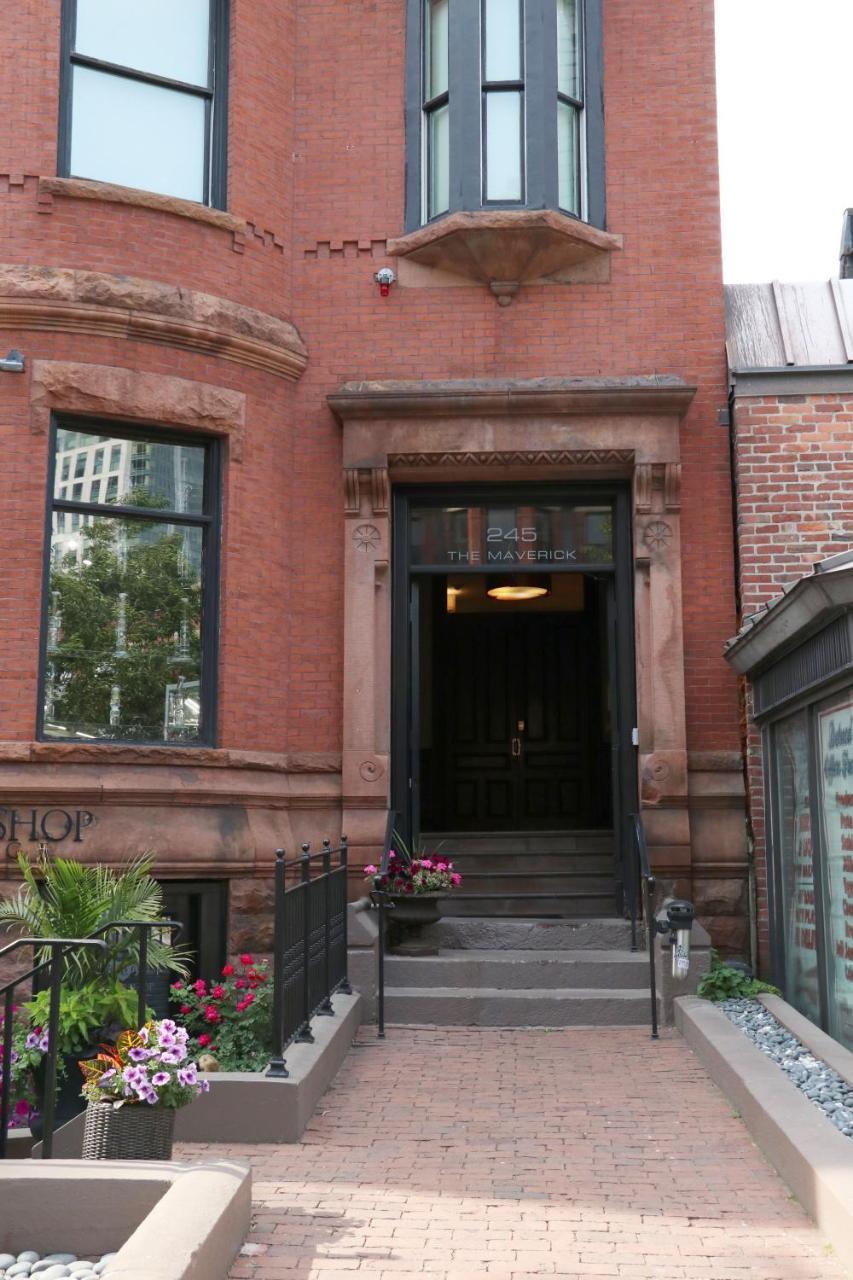 Stylish Newbury Street Studio, #2 Бостън Екстериор снимка